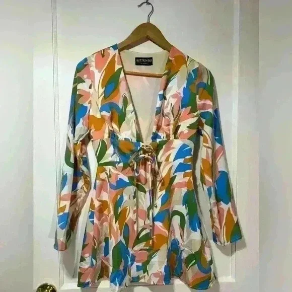 KITTENISH STAND OUT PRINTED
MINI DRESS - Picture 2 of 8